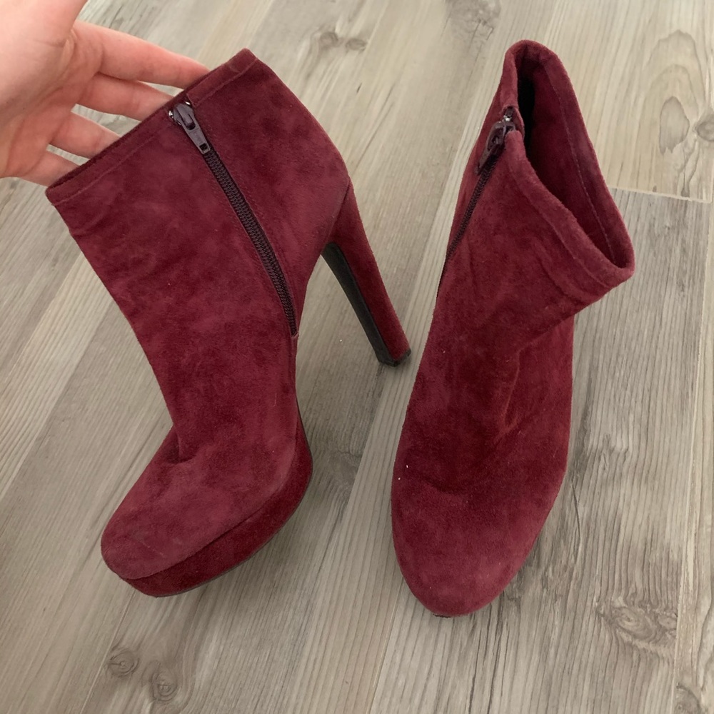 Gianni Bini Maroon Booties
